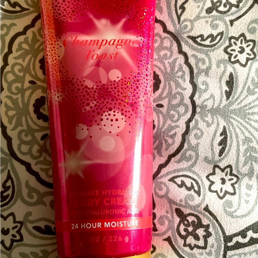 Champagne Toast Body Cream